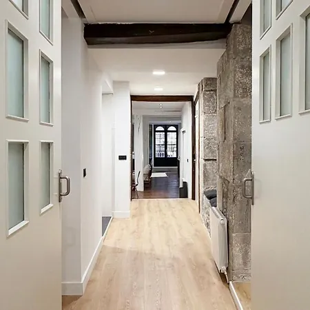 Amplitud, Diseno E Historia En El Casco Viejo Appartamento *