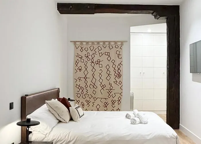 Amplitud, Diseno E Historia En El Casco Viejo Апартаменты *