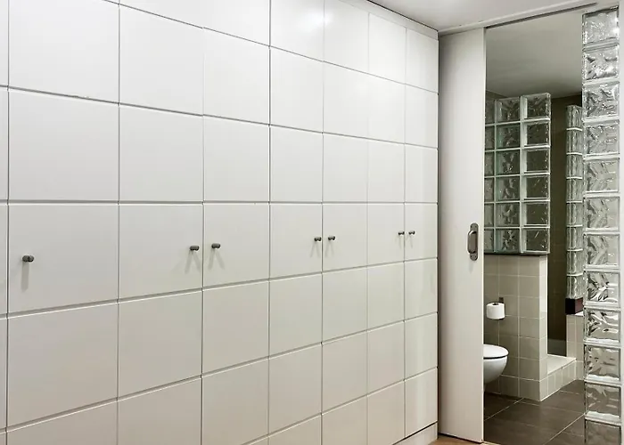 Amplitud, Diseno E Historia En El Casco Viejo * Бильбао