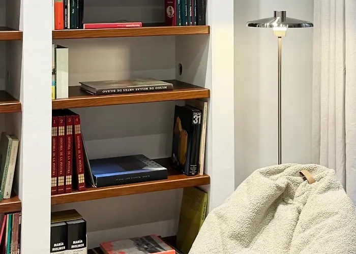 Amplitud, Diseno E Historia En El Casco Viejo * Бильбао