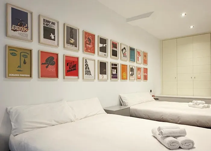 Апартаменты Amplitud, Diseno E Historia En El Casco Viejo *